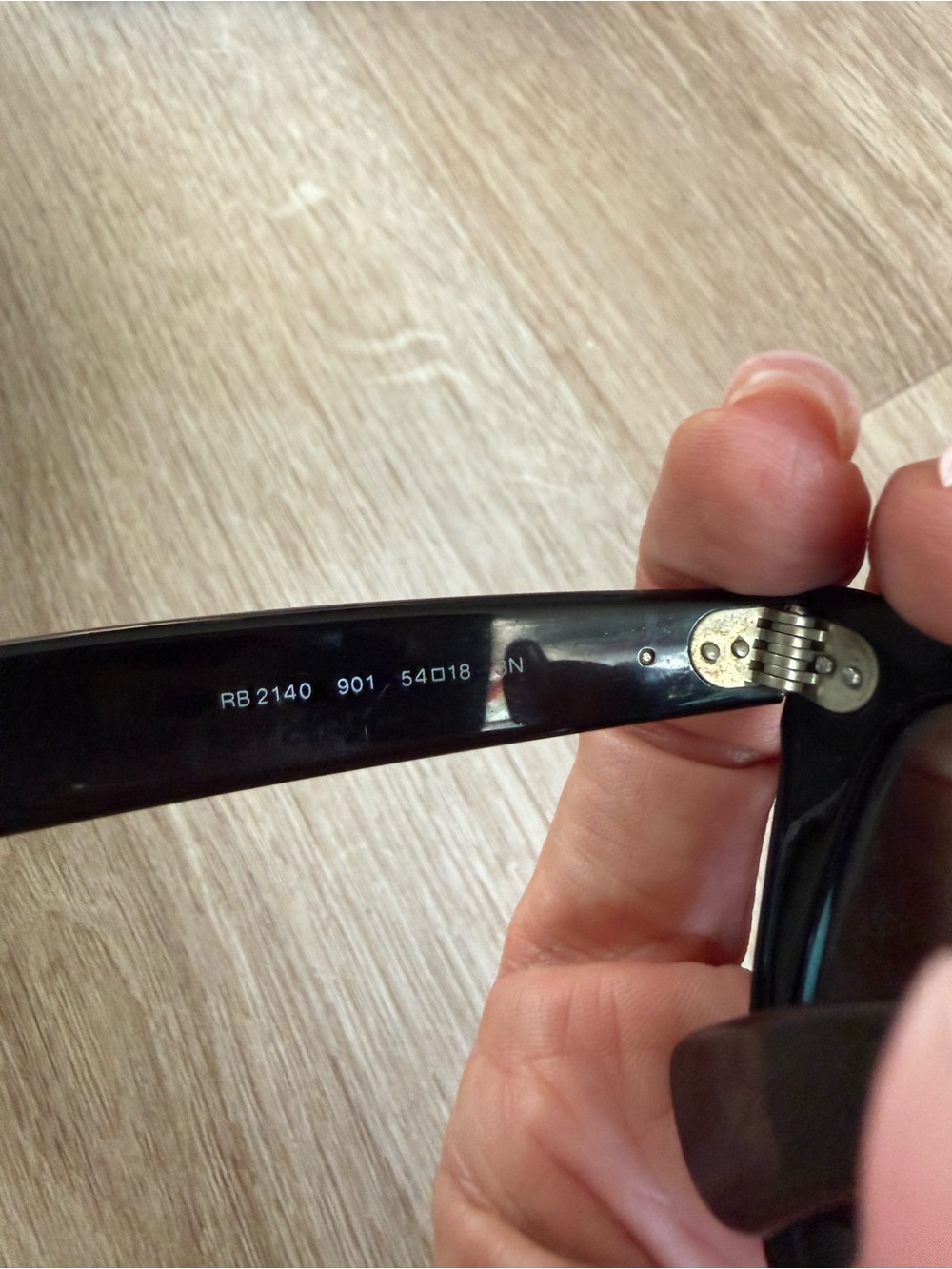 Ray-Ban Black Unisex Wayfarer Sunglasses with Black Lenses - Picture 3 of 3